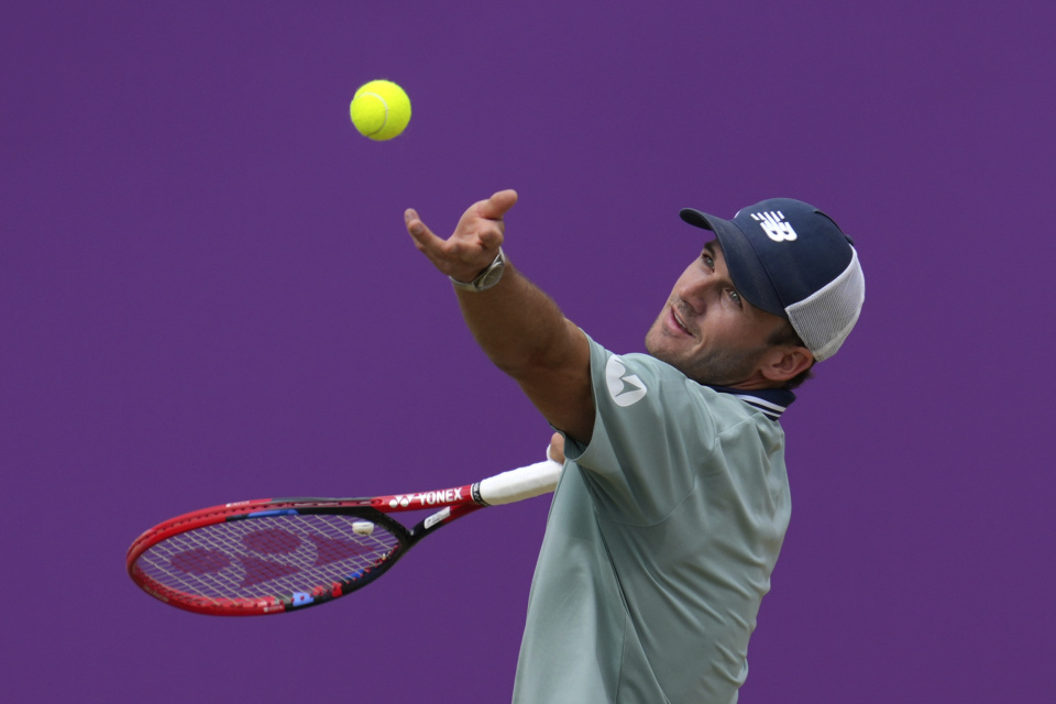 等竞争对手 等竞争对手