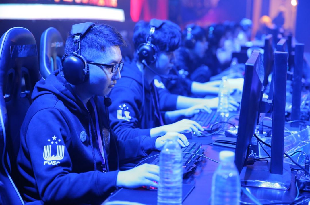 供了反思的 供了反思的