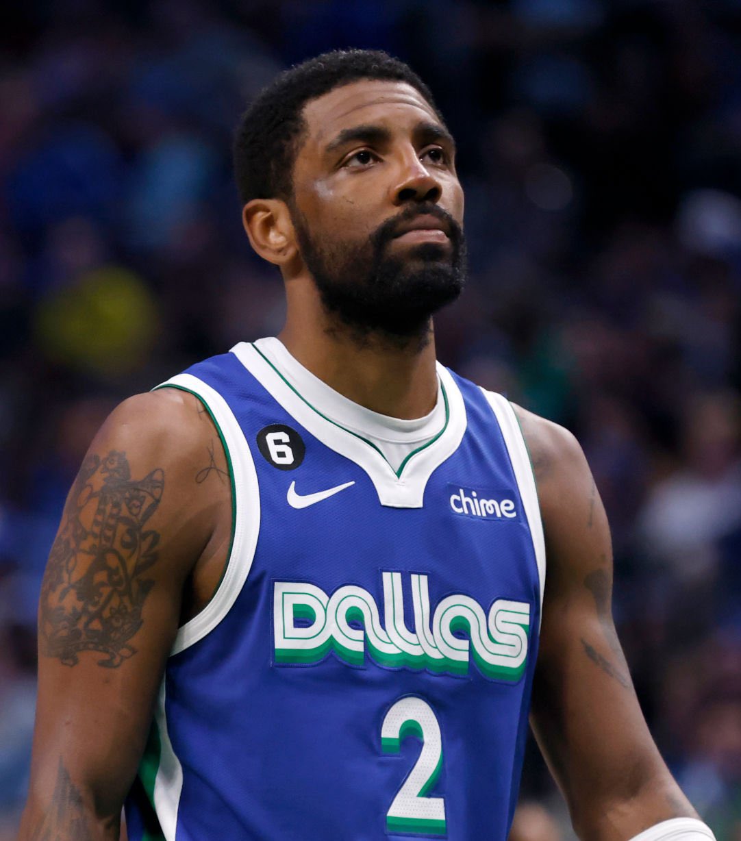 秀的年轻天 秀的年轻天