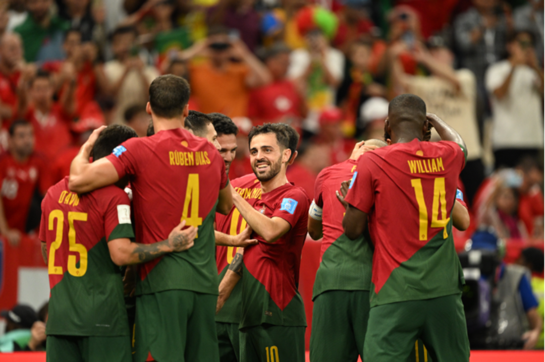 斯头槌建功 斯头槌建功