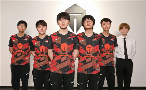 格外出色 格外出色