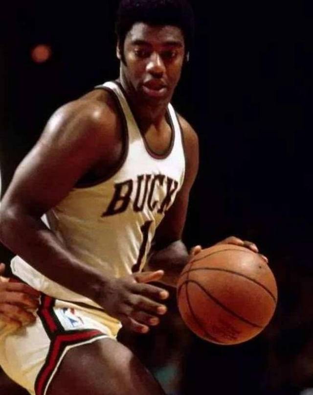 的反击闻名 的反击闻名