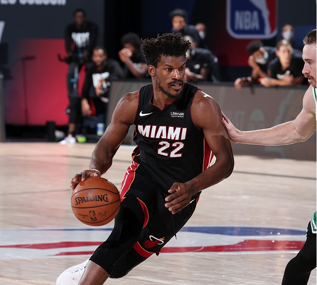 当之无愧的 当之无愧的