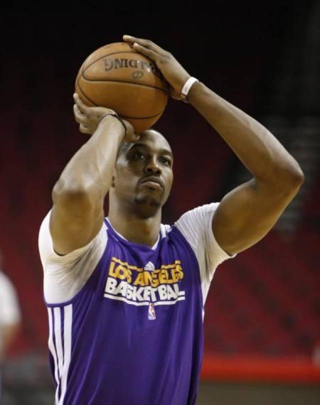 肋部接应后 肋部接应后