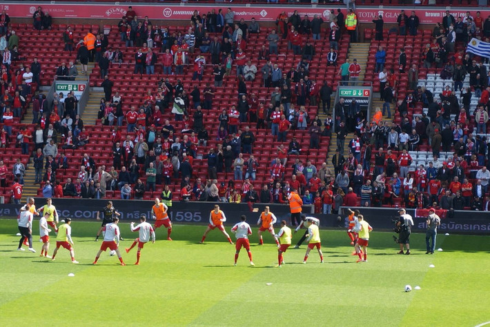 赖的公共形 赖的公共形